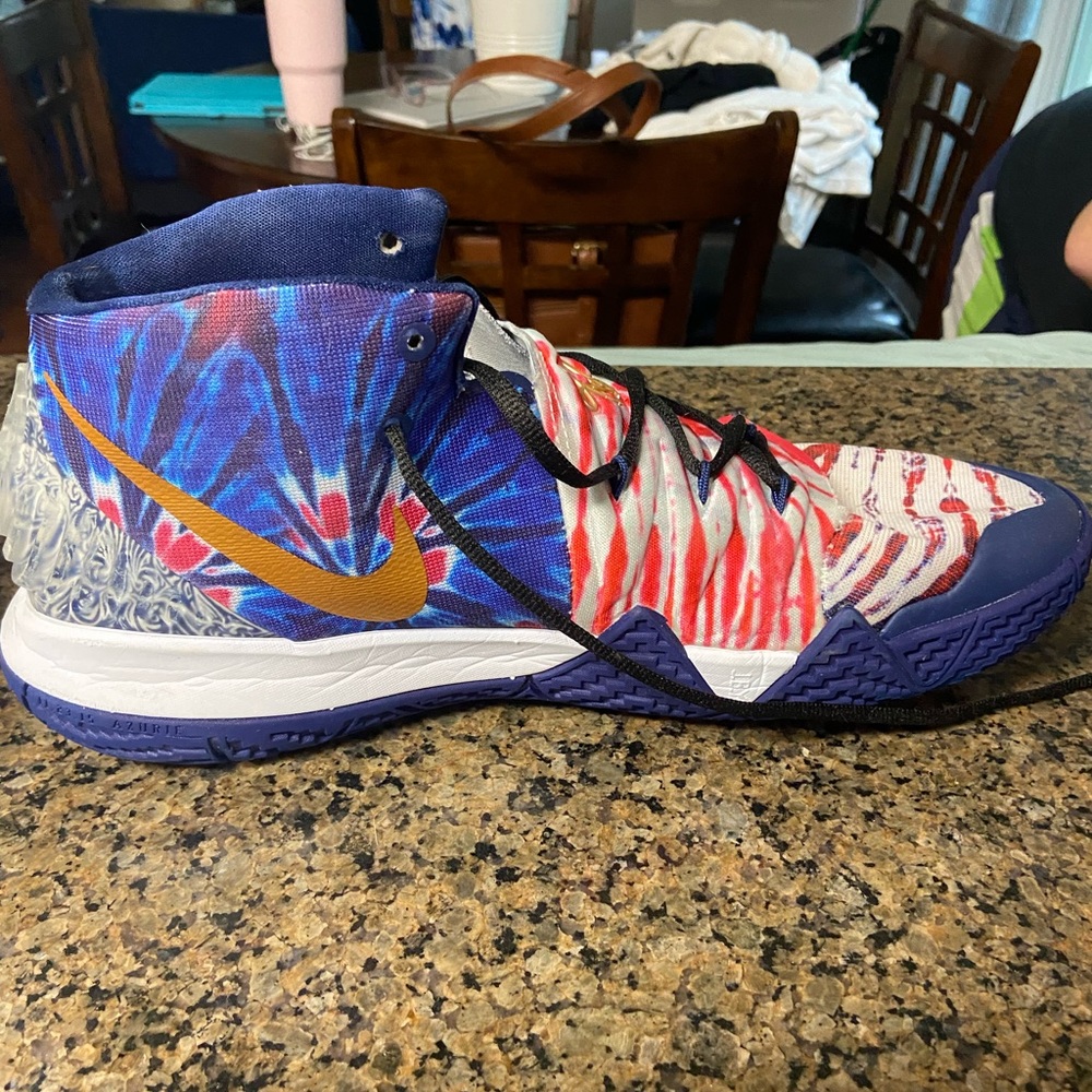 Nike kybrid basketball shoes